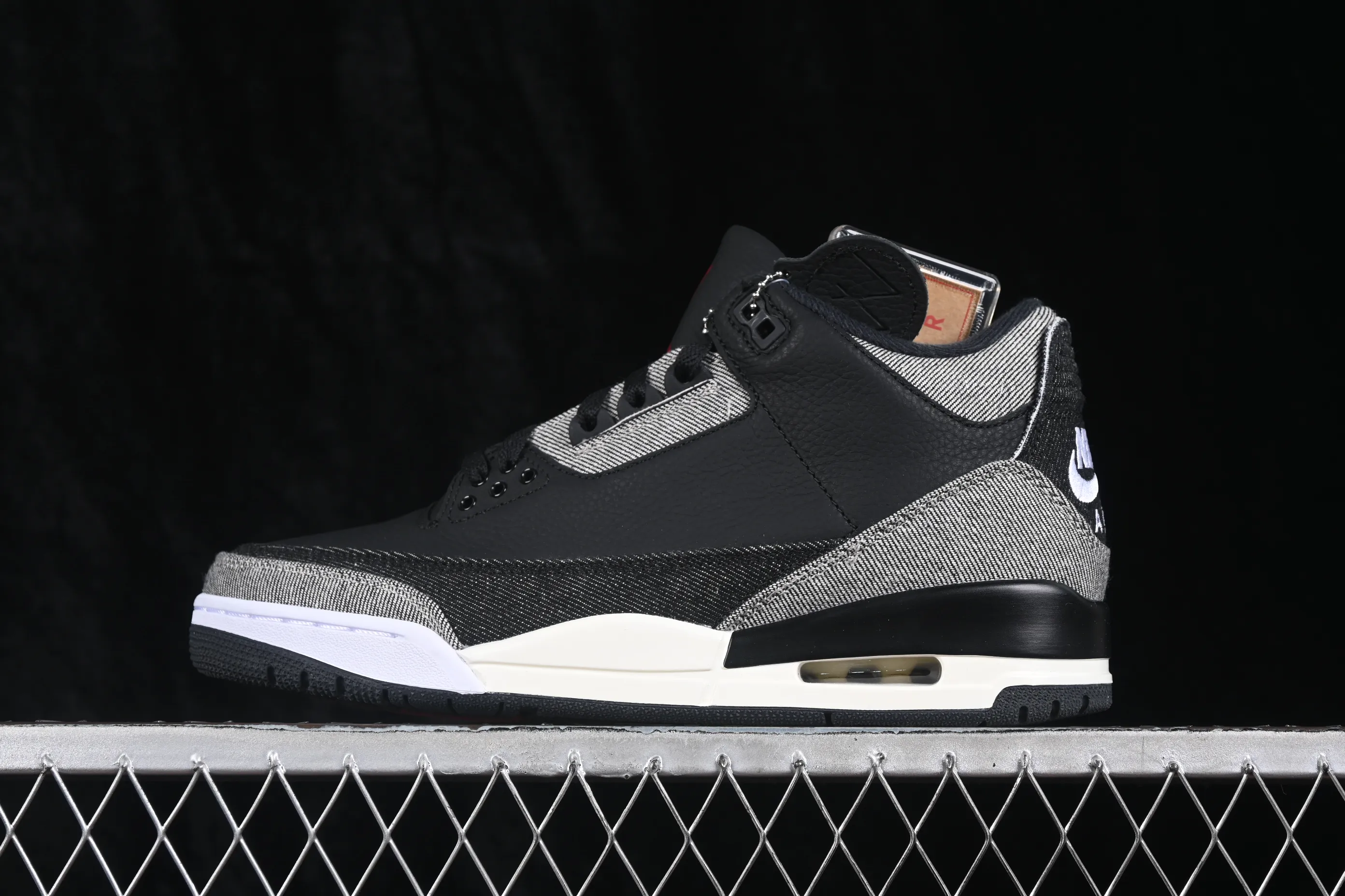 All categories Air Jordan Jordan series basketball shoes Air Jordan 3 Levi's x Air Jordan 3 "Black Denim" AJ3 Joe 3 Black Denim IR0914-400